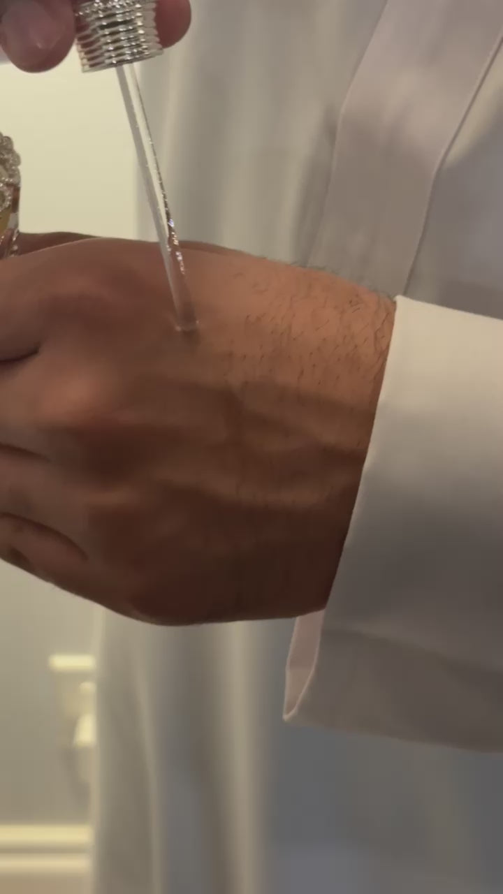 White Collared Thobe